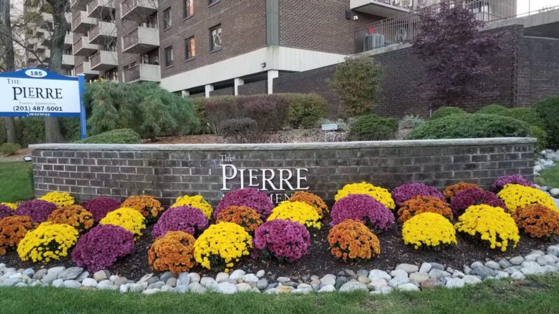 The Pierre Apartments - Hackensack, NJ