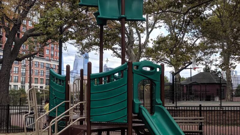 Elysian Park Dog Park - Hoboken, NJ