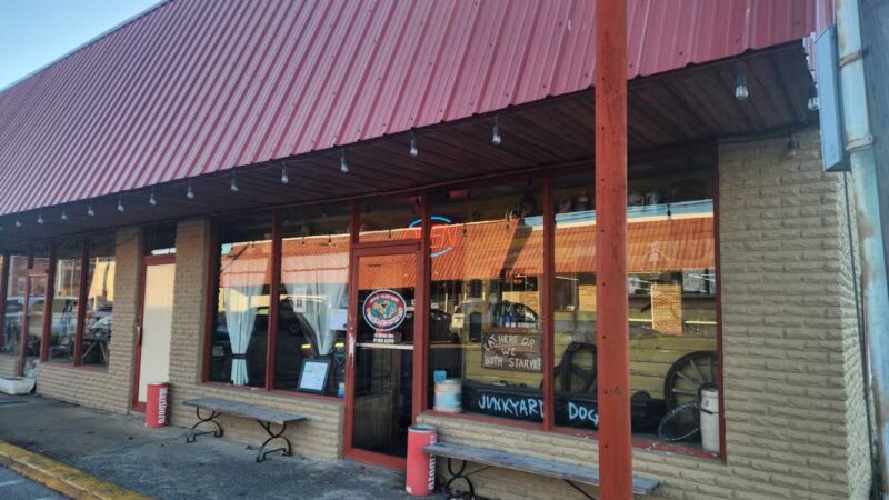 Junkyard Dog Steakhouse - Hohenwald, TN