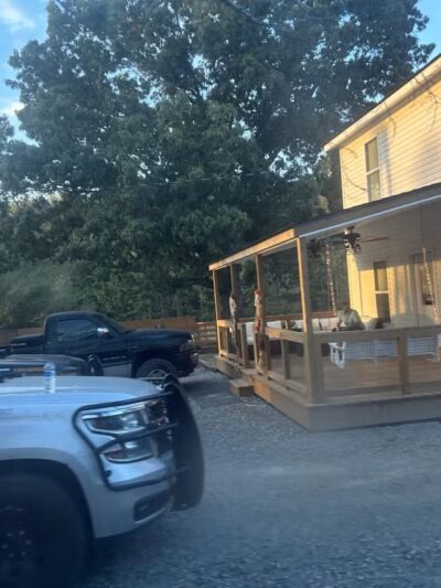 The Hohenwald Hideaway - Hohenwald, TN