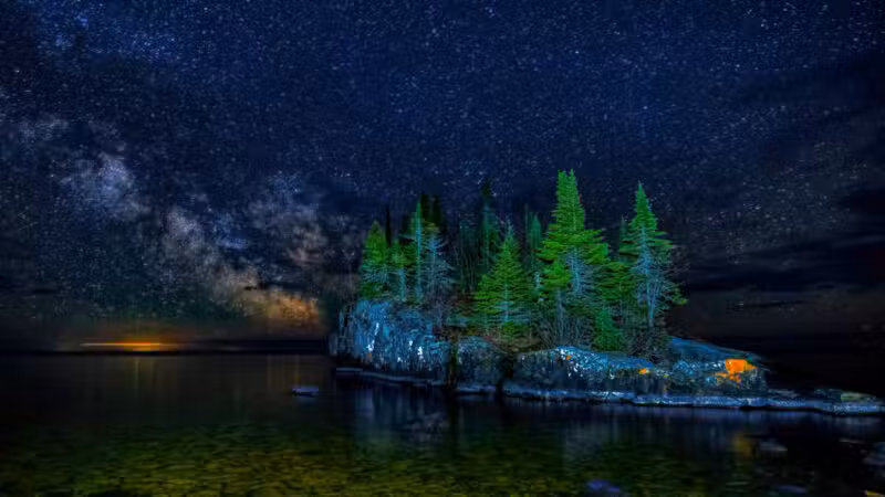 Horseshoe Bay Hiking Trailhead - Hovland, MN