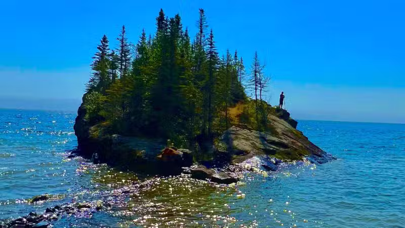 Horseshoe Bay Hiking Trailhead - Hovland, MN