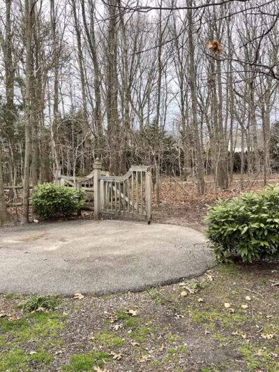 Robert J. Henke Nature Preserve Passive Park - Lake Grove, NY