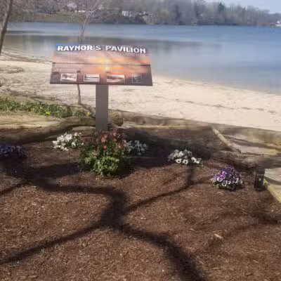 Larry's Landing - Lake Ronkonkoma, NY