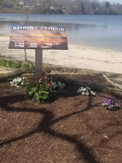 Larry's Landing - Lake Ronkonkoma, NY