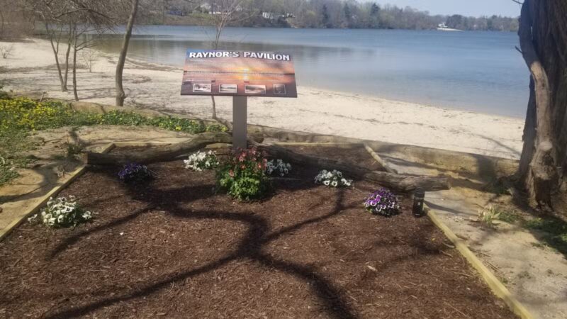 Larry's Landing - Lake Ronkonkoma, NY