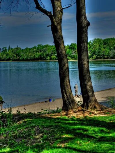 Larry's Landing - Lake Ronkonkoma, NY