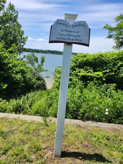 Larry's Landing - Lake Ronkonkoma, NY