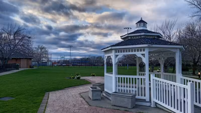Babylon Town Hall Park - Lindenhurst, NY