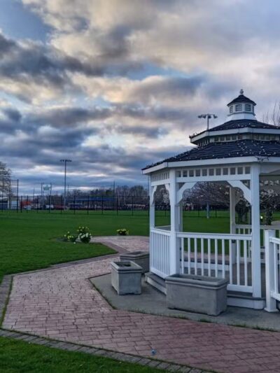 Babylon Town Hall Park - Lindenhurst, NY