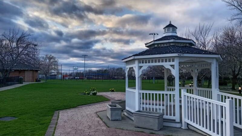 Babylon Town Hall Park - Lindenhurst, NY