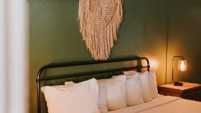 The Long Barn Lodge - Long Barn, CA