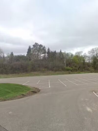 Luce Line Trail Parking - Maple Plain, MN