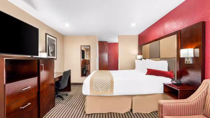 Best Western Plus Yosemite Way Station Motel - Mariposa, CA