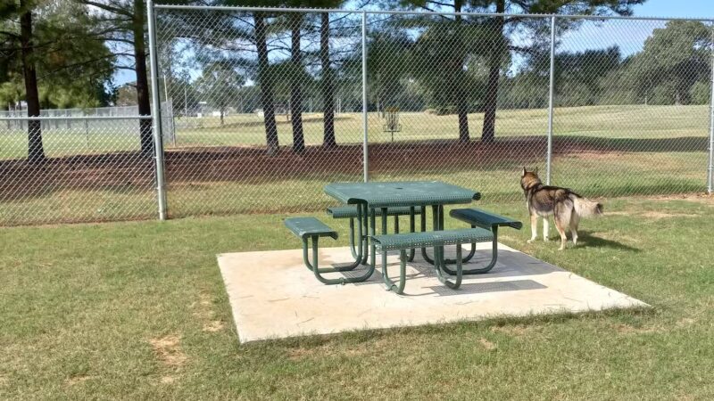 Milan Dog Park - Milan, TN