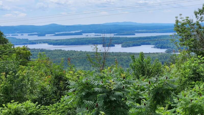 Hiker Kiosk and Parking Area - Moultonborough, NH