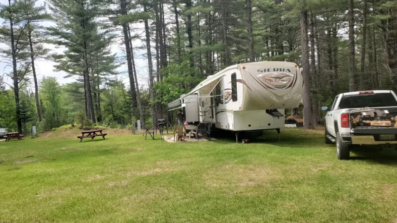 Happy Horseshoe Campground - New Portland, ME