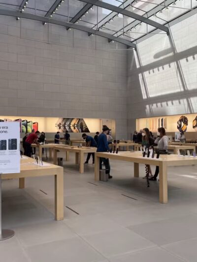 Apple Upper West Side - New York, NY