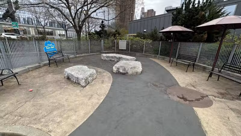 Tribeca Dog Run - New York, NY