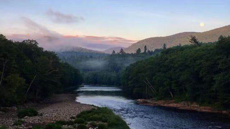 Staple Rock Park - North Woodstock, NH