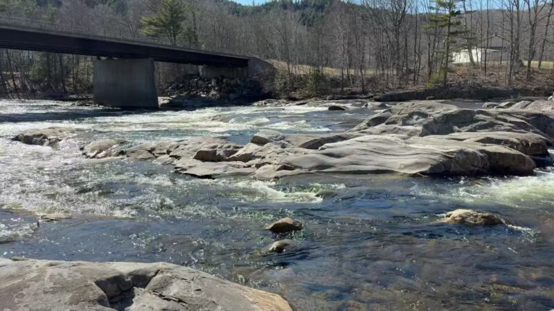Staple Rock Park - North Woodstock, NH