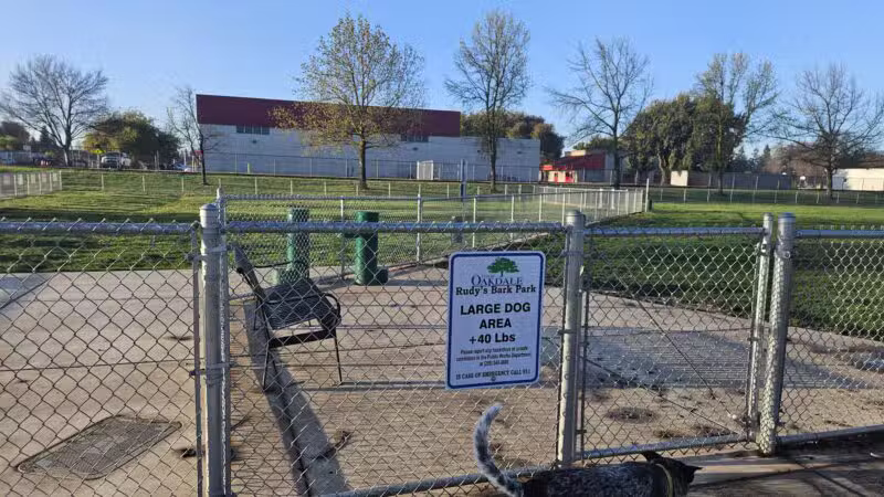 Oakdale Dog Park #2 - Oakdale, CA