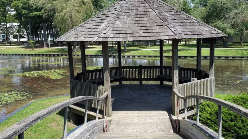 Byron Lake Park - Oakdale, NY