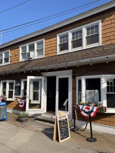 CJ's - Ocean Beach, NY