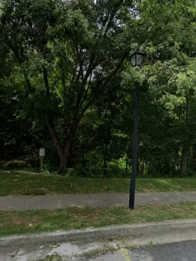 Walking Trail - Parkville, MD