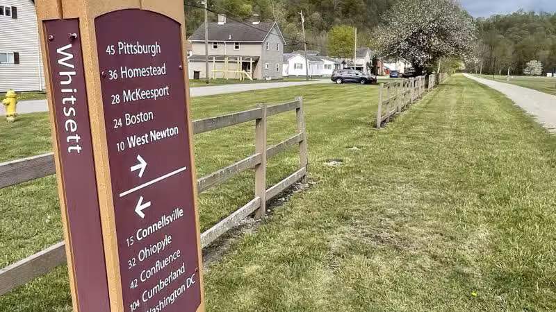 Great Allegheny Passage (GAP) trail access parking Whitsett - Perryopolis, PA