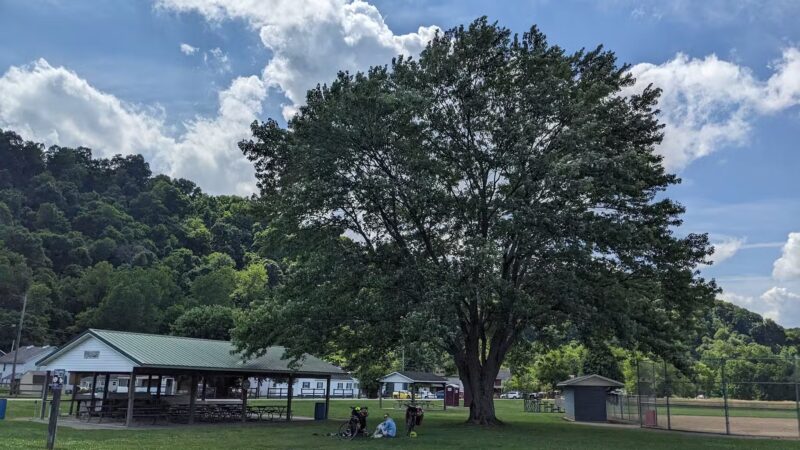 Great Allegheny Passage (GAP) trail access parking Whitsett - Perryopolis, PA