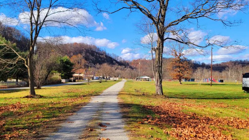 Great Allegheny Passage (GAP) trail access parking Whitsett - Perryopolis, PA