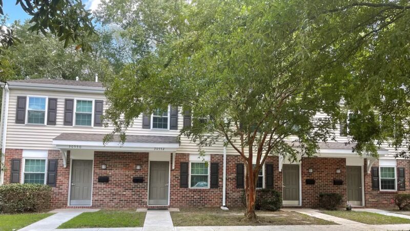 Residences at Pine Knoll - Princess Anne, MD