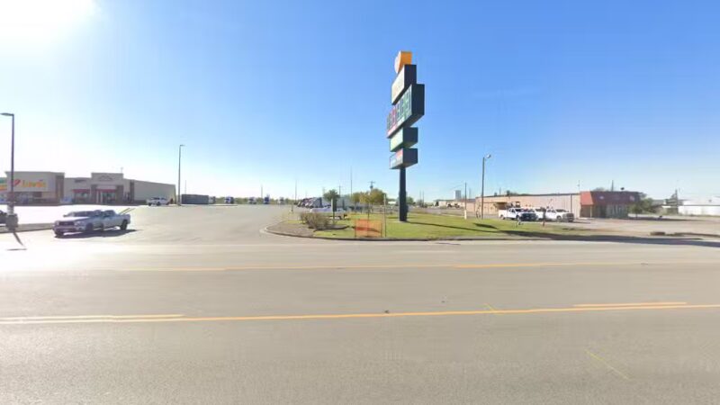 Dog Park at Love's Travel Stops - Quanah, TX