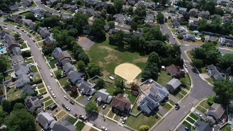 Avon Park - Saddle Brook, NJ