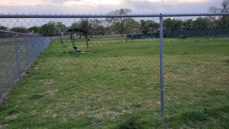 Willow Creek Paw Park - Saginaw, TX