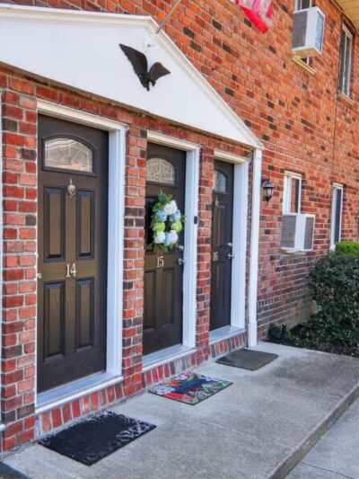 Seaford Gardens - Seaford, NY