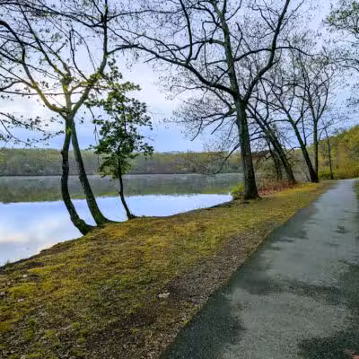 Jordan Pond Walking Trail - Shrewsbury, MA