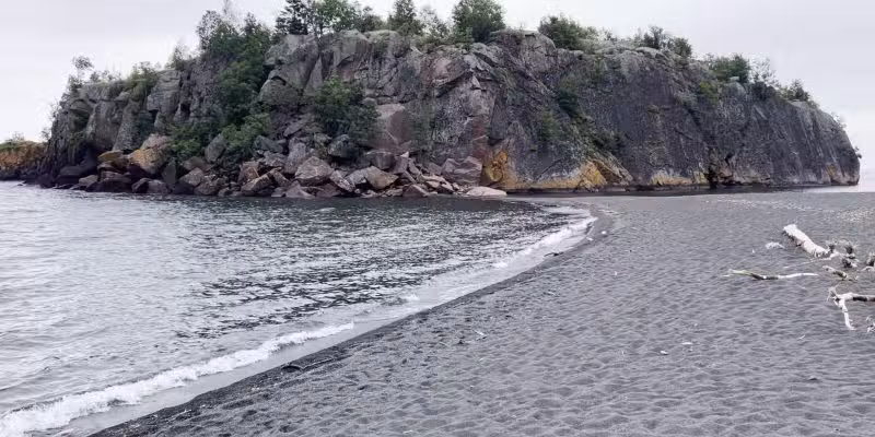 Black Beach Park - Silver Bay, MN