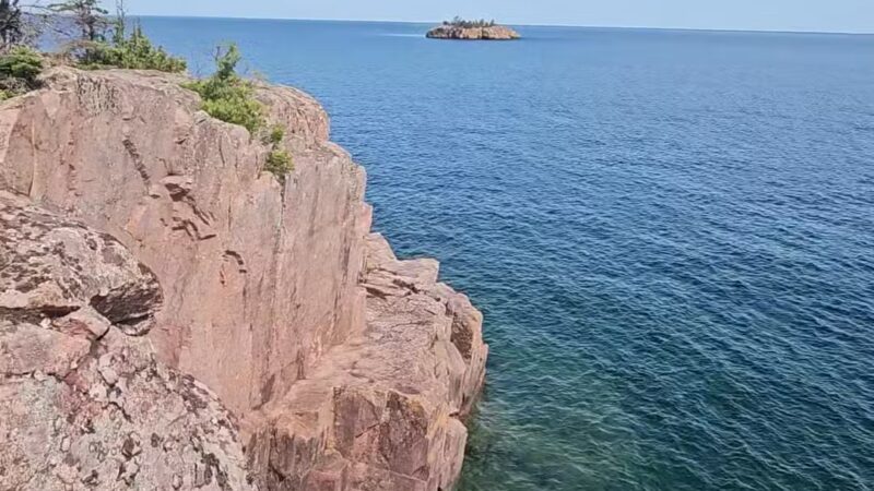 Black Beach Trailhead - Silver Bay, MN