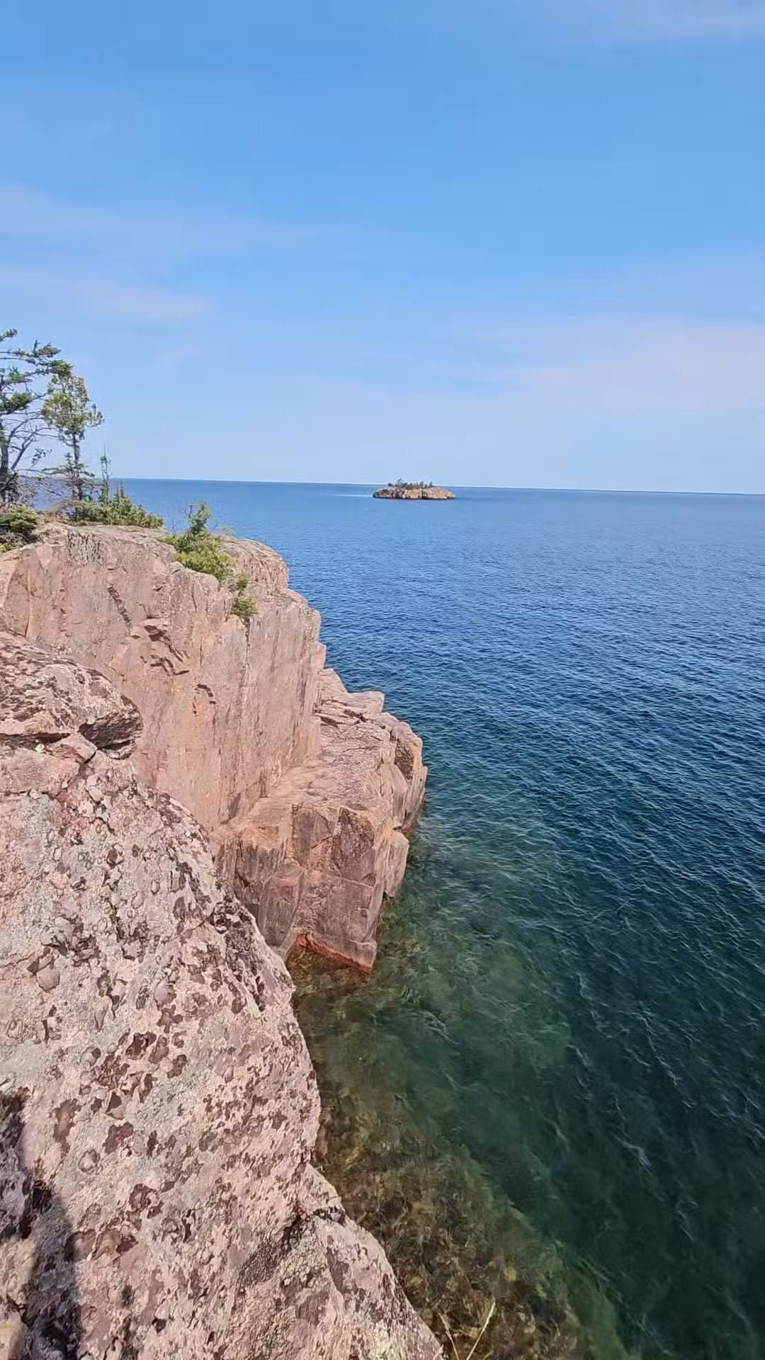 Black Beach Trailhead - Silver Bay, MN