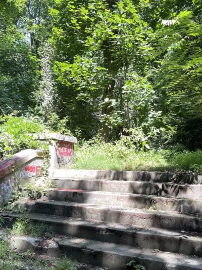The Ruins of Zog I, Muttontown Preserve, Muttontown, NY - Syosset, NY