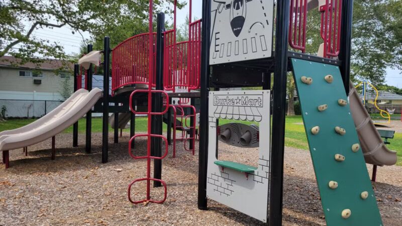 Town of Oyster Bay Neighborhood Park Syosset S07 - Syosset, NY