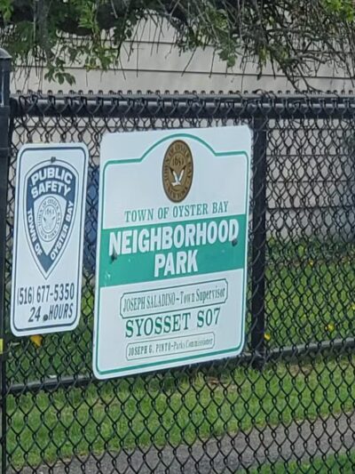 Town of Oyster Bay Neighborhood Park Syosset S07 - Syosset, NY