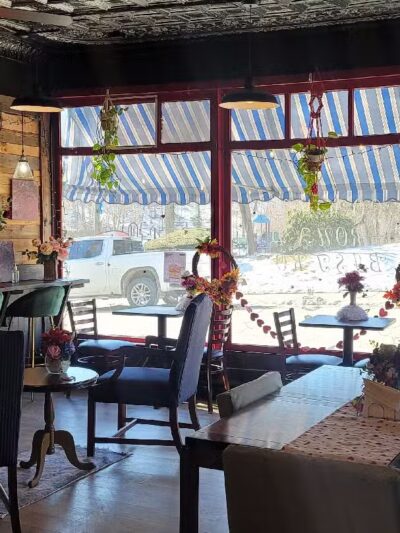 Common Grounds Bistro - Waterbury, CT