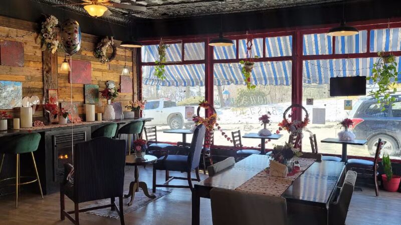 Common Grounds Bistro - Waterbury, CT