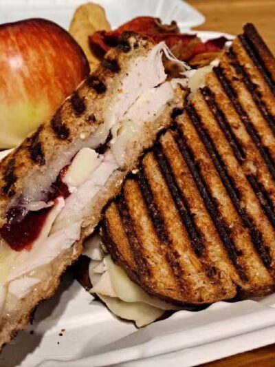 Common Grounds Bistro - Waterbury, CT