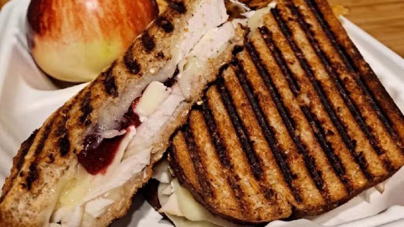 Common Grounds Bistro - Waterbury, CT