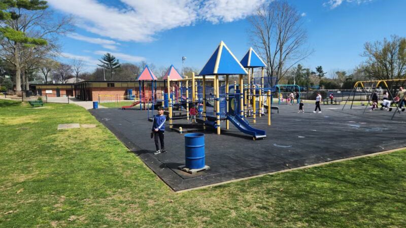 Syosset-Woodbury Community Park - Woodbury, NY