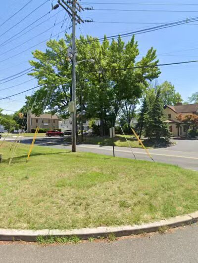 Henry Hudson Trail highland - Aberdeen Township, NJ